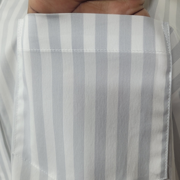 BCBGMAXAZRIA Gray White Striped Boxy Button Up Shirt XS Minimalist - Picture 8 of 10